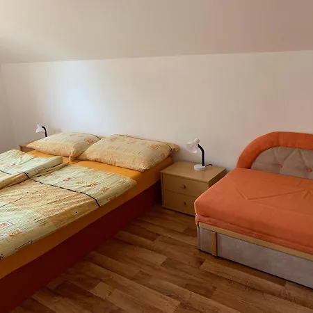 Prazdninovy Dum Bela